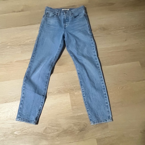 Classic Levi's High Waisted Wedgie Mom Jeans size 25 - Picture 1 of 9